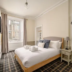 Adam Drysdale House Bed & Breakfast EDI